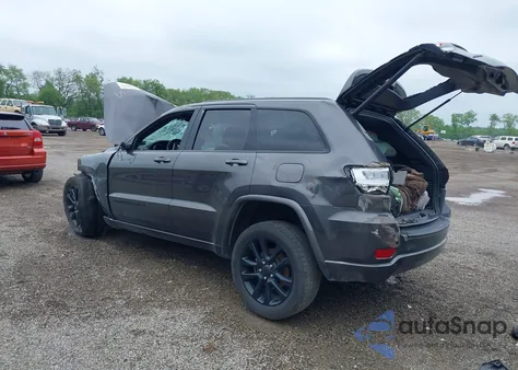 2021 Jeep Grand Cherokee Laredo X 4X4 z USA, uszkodzony, nr VIN 1C4RJFAG0MC707087